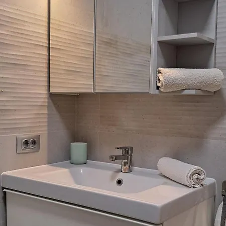 Amarillo Apartment Arona (Tenerife)