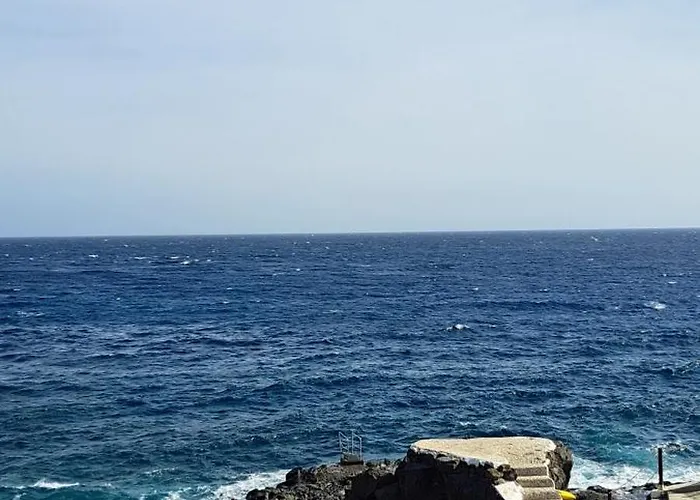 Amarillo Arona (Tenerife)